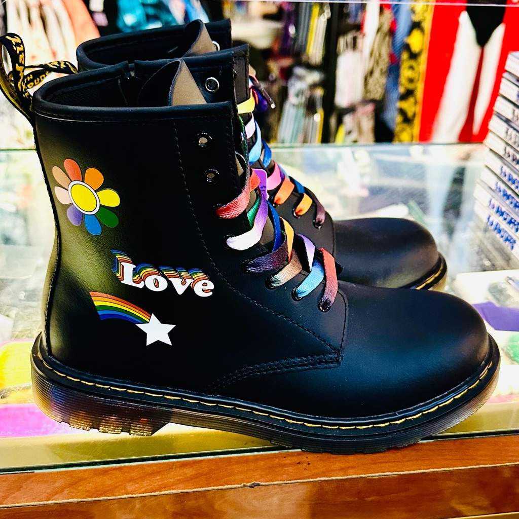 Dr Martens Black Leather With Rainbow